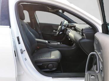 Fahrzeug ansehen: Mercedes-Benz A-Klasse A 180 Gebrauchtwagen Mercedes-Benz A-Klasse A 180 Gebrauchtwagen