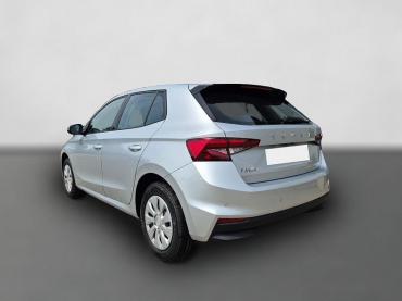 Skoda Fabia  1.0 TSI 95PS Selection 5-türig Rückf.Kamera Parksensoren Sitzheizung Multifunktionslenkrad Klima Skoda-Radio Bluetooth Touchscreen Tempomat Nebelsch. Apple CarPlay + Android Auto Tageszulassung