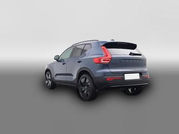 Volvo XC40  2.0 Black Edition Plus B4 Mild-Hybrid 197PS Automatik elektr. PanoDach Rückf.Kamera PDC v+h ACC el.Heckklappe Harman/Kardon-Sound Klimaautomatik Sitzheizung Lenkradheizung Apple CarPlay Android Auto 20-LM Tageszulassung