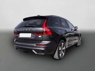 Volvo XC60 Plus Dark Recharge Plug-In Hybrid AWD T8 Twin Engine EU6d Allrad StandHZG digitales Cockpit Gebrauchtwagen