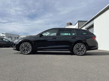 Skoda Octavia Combi 1.5 TSI Blackline 173¤ m. 20 Anzahlung Virtual Cockpit DAB Navi ACC LED SHZ PDC Klima  Jahreswagen