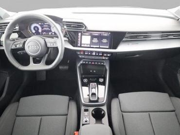 Audi A3 TFSI 110 kW S line A3 Sportback 35 TFSI S-Troni... Tageszulassung