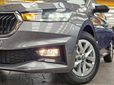 Skoda Fabia TSI 130 Jahre Kamera LED-Sch. Alu Climatr. Gebrauchtwagen
