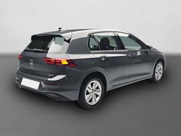 VW Golf VIII 1.0 TSI DSG LIFE NAVI LED ACC APP-CONNECT SIC   Gebrauchtwagen