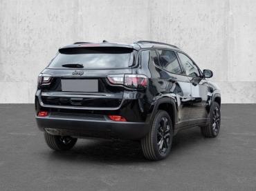 Jeep Compass North Star Mild-Hybrid Sicherheits-Paket LED ACC Mehrzonenklima Tageszulassung