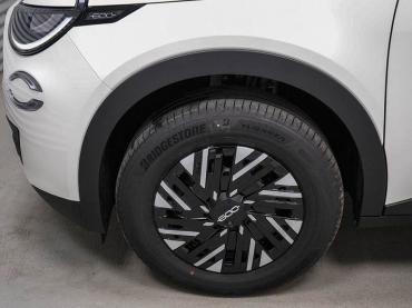 Fahrzeug ansehen: Fiat 600 1,2 MHEV DCT 48V - LAGER Tageszulassung Fiat 600 1,2 MHEV DCT 48V - LAGER Tageszulassung