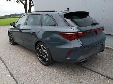 Cupra Leon Kombi 2.0TSI AHK DSG 4x4 GV5 LED el. Hk Neuwagen