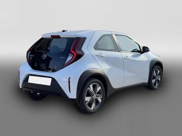 Toyota Aygo Aygo X Comfort 1,5 Hybrid CVT 85 ACC 17 Zoll Al... Tageszulassung