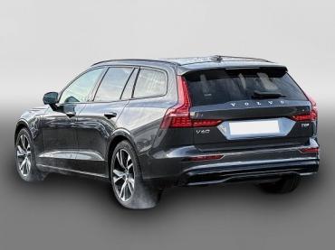Volvo V60 Kombi Plus Dark Recharge Plug-In Hybrid AWD StandHZG Leder Digitales Cockpit Memory Sitze Gebrauchtwagen