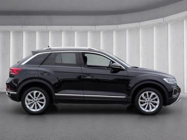 VW T-Roc Style 1.5TSI*DSG AHK LED+ ACC Massage Navi Jahreswagen