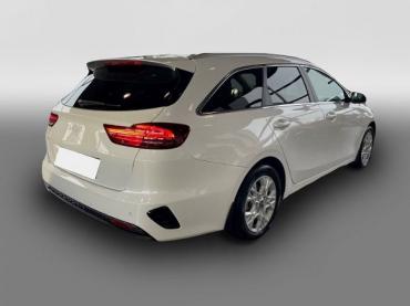 Fahrzeug ansehen: KIA Ceed Cee\'d_sw 1.5 T-GDI Navi LED Kamera DAB CarPlay SHZ LenkradHZG Gebrauchtwagen KIA Ceed Cee\'d_sw 1.5 T-GDI Navi LED Kamera DAB CarPlay SHZ LenkradHZG Gebrauchtwagen