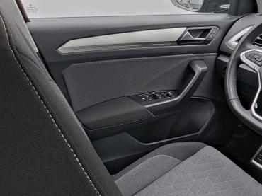 VW T-Roc 1.5 TSI Move AHK NAVI KAMERA ACC Gebrauchtwagen