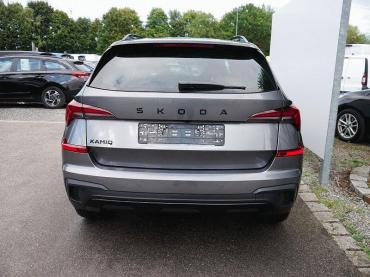 Fahrzeug ansehen: Skoda Kamiq 1.5 TSI DSG Monte Carlo*LED*PDC-KAMERA*SHZ*PONORAMA*SMARTLINK*17 ZOLL Neuwagen Skoda Kamiq 1.5 TSI DSG Monte Carlo*LED*PDC-KAMERA*SHZ*PONORAMA*SMARTLINK*17 ZOLL Neuwagen