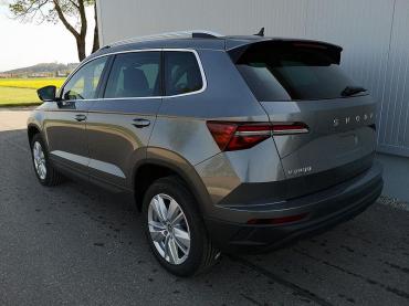 Skoda Karoq 2.0 TDI Selection DSG 4x4 GV5 AHK 17 Tageszulassung