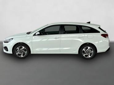 Fahrzeug ansehen: Hyundai i30 Comfort 1.5 GDi / LED / Navi / PDC V&H + Kamera / Tempomat / Carplay / Alu 16" / "Frei Haus geliefert, ab der 2. Bestellung " Tageszulassung Hyundai i30 Comfort 1.5 GDi / LED / Navi / PDC V&H + Kamera / Tempomat / Carplay / Alu 16" / "Frei Haus geliefert, ab der 2. Bestellung " Tageszulassung