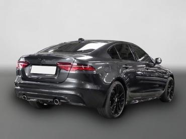 Fahrzeug ansehen: Jaguar XE 300 Sport AWD P300 EU6d Allrad AD AHK-el. klappb. El. Fondsitzverst. Navi Leder Gebrauchtwagen Jaguar XE 300 Sport AWD P300 EU6d Allrad AD AHK-el. klappb. El. Fondsitzverst. Navi Leder Gebrauchtwagen