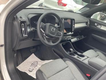 Volvo XC40 B3 Mild-Hybrid Core, Navi, LED, Winter, Kamera, el. Klappe Tageszulassung
