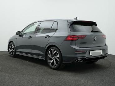 VW Golf 8 2.0 TDI DSG R-Line PANO AHK H&K KEYLESS NAVI HuD 18 BERGAMO Gebrauchtwagen