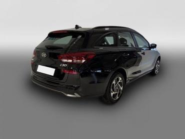 Fahrzeug ansehen: Hyundai i30 GO 1.5 DPI 71kW (97PS) Radio, DAB, Android Au... Tageszulassung Hyundai i30 GO 1.5 DPI 71kW (97PS) Radio, DAB, Android Au... Tageszulassung
