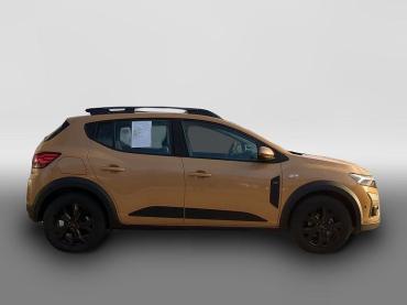 Fahrzeug ansehen: Dacia Sandero TCe 110 Extreme Klimaauto.+RFK+SHZ+PDC Tageszulassung Dacia Sandero TCe 110 Extreme Klimaauto.+RFK+SHZ+PDC Tageszulassung