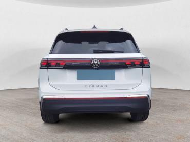 VW Tiguan 2.0 TDI DSG Facelift Elegance *AHK*Kamera*Navi*Sitzheizung* Jahreswagen