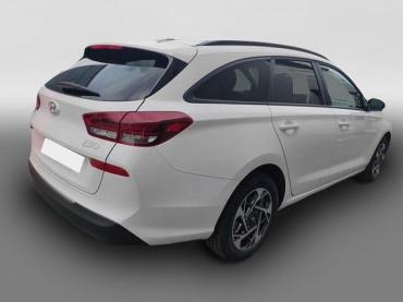 Fahrzeug ansehen: Hyundai i30 GO i30 SW 1.6 GO*Navi*LED*Shzg*Lhzg*PDC*Cam*16Z... Tageszulassung Hyundai i30 GO i30 SW 1.6 GO*Navi*LED*Shzg*Lhzg*PDC*Cam*16Z... Tageszulassung