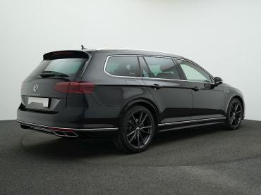VW Passat 2.0 TDI DSG R-line 5-J.-GAR STANDHZ DCC EASY-OPEN Gebrauchtwagen