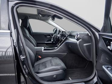 Fahrzeug ansehen: Mercedes-Benz C-Klasse C 300 Jahreswagen Mercedes-Benz C-Klasse C 300 Jahreswagen
