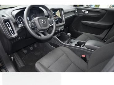 Volvo XC40 T2 Essential/17\'\'/Shz/Navi/Kamera/Apple-Car Gebrauchtwagen