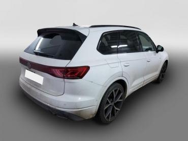 VW Touareg 3.0 TDI Tiptr. 4M R-Line *AHK*Matrix-LED*Pano*Head-Up* Gebrauchtwagen