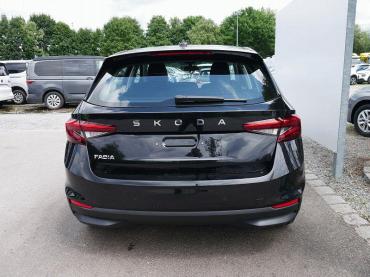 Skoda Fabia 130 Jahre 1,0 MPI*LED*PDC HI.*RFK*APP-CONNECT*SHZ*KESSY*KLIMA*DAB* Tageszulassung