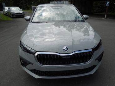 Skoda Scala 1.5TSI Selection/AHK/LED/Sitzheizung/Kamera Neuwagen