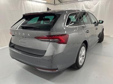 Skoda Octavia Combi 1.5 TSI mHEV DSG Selection | ACC | Winter | RFK | SunSet Gebrauchtwagen