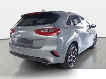KIA Ceed 1.5 T-GDI DCT7 ULTIMATE EDITION MJ25 STYLE SOUND   Tageszulassung