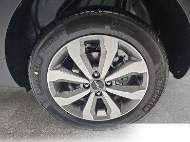KIA Stonic 1.0 T-GDI 100 DCT VISION MJ25 LED SITZH. NAVI   Tageszulassung