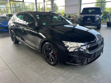 Skoda Octavia Combi 2.0 TSI RS AHK Pano Navi 360° Dig Cockpit LED Blendfreies Fernl. Gebrauchtwagen