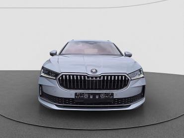 Skoda Superb Combi 2.0 TDI DSG Selection AHK HUD RFK ACC MATRIX LED Gebrauchtwagen
