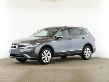 VW Tiguan 1.5 TSI Life *AHK*LED*PDC*Navi* Jahreswagen