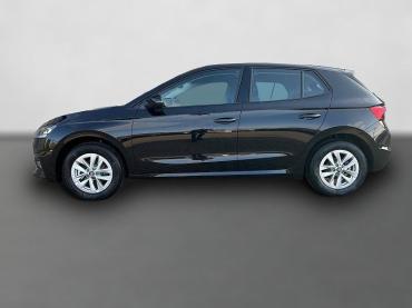 Skoda Fabia  1.0 TSI 115PS DSG Selection 5-türig 15"LM Rückf.Kamera Parksensoren Sitzheizung Multifunktionslenkrad Klima Skoda-Radio Bluetooth Touchscreen Tempomat Nebelsch. Apple CarPlay + Android Auto Tageszulassung