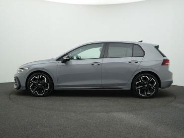 VW Golf 8 2.0 TDI DSG R-LINE BLACK STYLE HK-SOUND NAVI 18 YORK Jahreswagen
