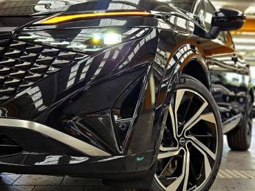 Nissan Qashqai MHEV Tekna+ 20"Alu Leder Panorama eHeck. Neuwagen