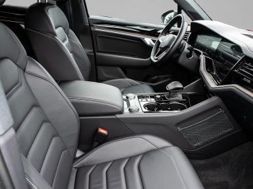 VW Touareg 3.0 TDI 4MOTION Tiptronic Elegance AHK Gebrauchtwagen