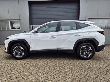 Hyundai Tucson  1.6 T-GDI 160PS Sitzheizung Lenkradheizung Klimaautomatik Navi 12,3"-Touchscreen DAB+ wireless Apple CarPlay + Android Auto PDC v+h Rückf.Kamera 2xKeyless 17-LM Tageszulassung