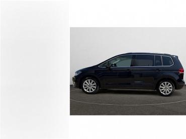 VW Touran 2.0 TDI DSG 7.Sitzer Highline Navi,AHK,Kamera,LM17 Jahreswagen
