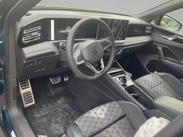 VW Tiguan TSI DSG 4M R-LINE Black, AHK, IQ.Light, AreaView, 20-Zoll, Navi Tageszulassung