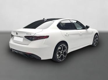 Alfa Romeo Giulia 2.0 TURBO 16V Q4 VELOCE PANORAMA TECHNOLOGIE PAKET PREMIUM AUDIO   Neuwagen