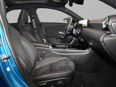 Fahrzeug ansehen: Mercedes-Benz CLA-Klasse CLA 250 Jahreswagen Mercedes-Benz CLA-Klasse CLA 250 Jahreswagen