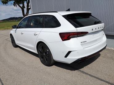 Skoda Octavia Kombi RS 2.0TSI Pano Matrix Area AHK Sound GV5 Tageszulassung