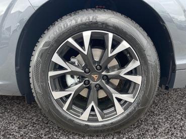 Cupra Terramar eTSI DSG|LED|SHZ|18"|KAMERA|APP-CONNECT Gebrauchtwagen