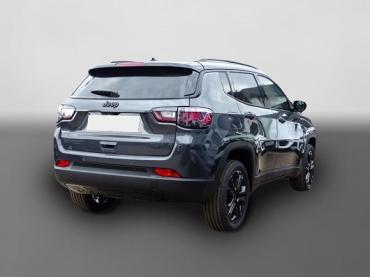 Jeep Compass North Star Mild-Hybrid Sicherheits-Paket LED ACC Mehrzonenklima Tageszulassung